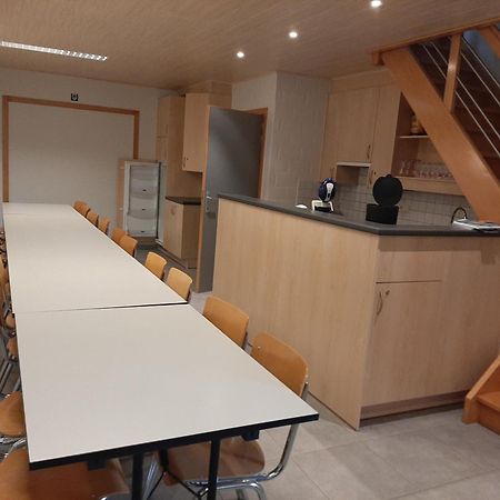 De Meiboom Vakantiehoeve Tot 21 Pers Langemark Exteriér fotografie